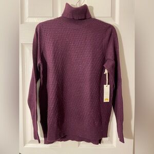 M: C&C CA Merino Wool Blend-Long Sleeve Turtleneck Sweater Knit Berry NWT new!